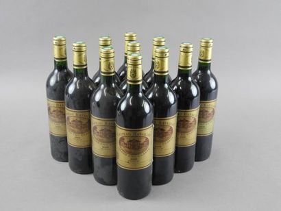 11 bouteilles CH. BATAILLEY, 5° cru Pauillac...