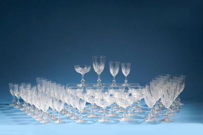 SAINT LOUIS.
Part of a palmettes-cut crystal...