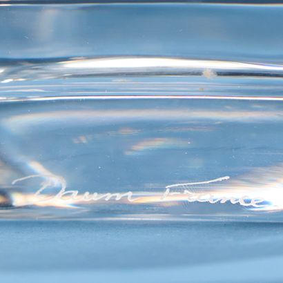 DAUM, France.
Crystal set.
It includes :
-...