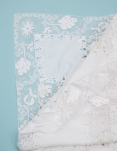 Set of two rectangular tablecloths in cotton...