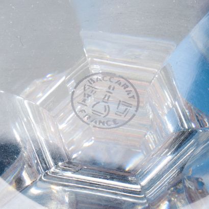 BACCARAT.
Service de verres en cristal, modèle...