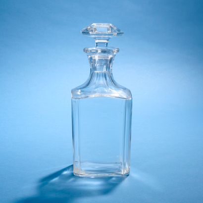 BACCARAT.
Carafe à whisky en cristal taillé...