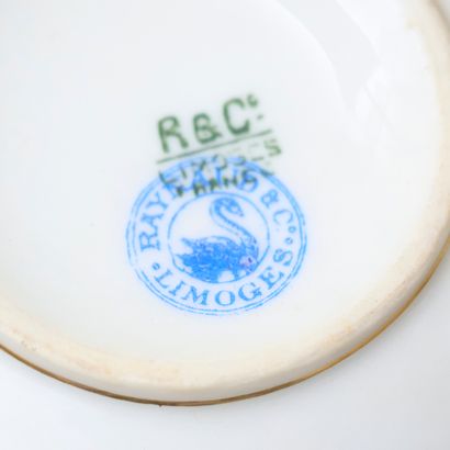 RAYNAUD Cie, Limoges.
Partie de service de...