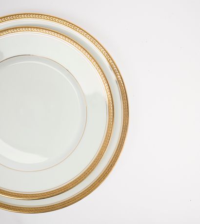 LIMOGES pour HAVILAND. 
Partie de service...