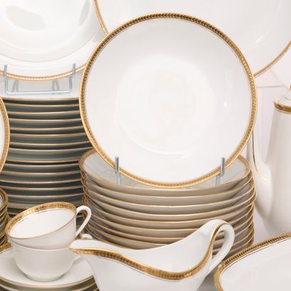 LOURIOUX porcelaine Berry Georges Boyer,...