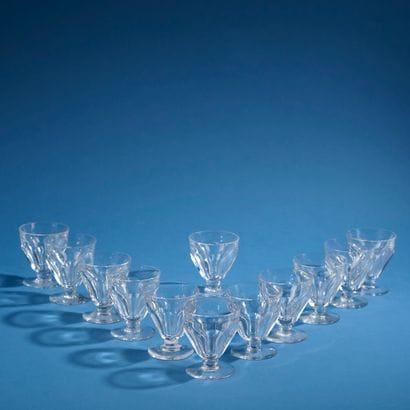 BACCARAT.
Suite de douze verres à Porto en...