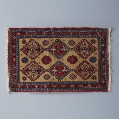 Set of 4 wool carpets:
- BOUKHARA, wool carpet...