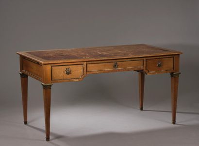 Bureau plat rectangulaire en placage d’acajou...