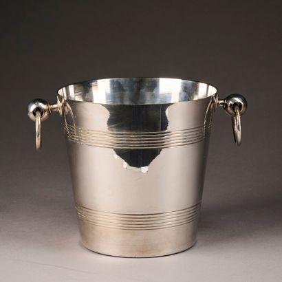 Champagne seal in silver-plated metal, the...