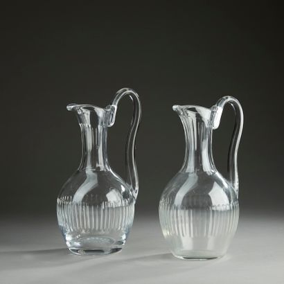 BACCARAT. 
Piriform wine decanter in striated...
