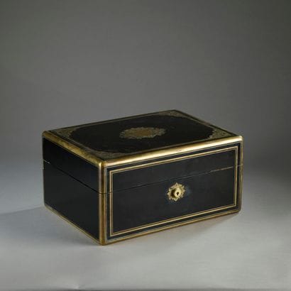 Travel set signed TAHAN in blackened wood...