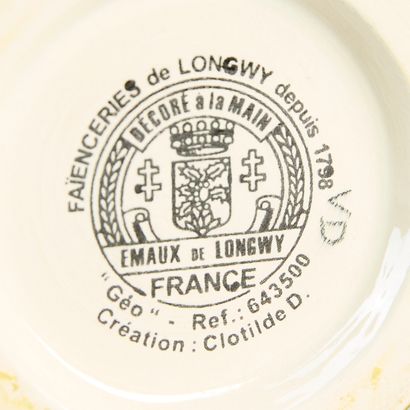 Clothilde D pour les Emaux de LONGWY.

Ensemble...