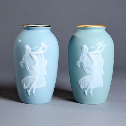 Camille THARAUD (1878-1956) à Limoges.

Vase...