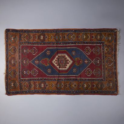 Set of 4 wool carpets:
- BOUKHARA, wool carpet...