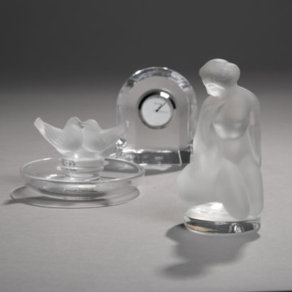 LALIQUE France.

- Baguier aux deux colombes...