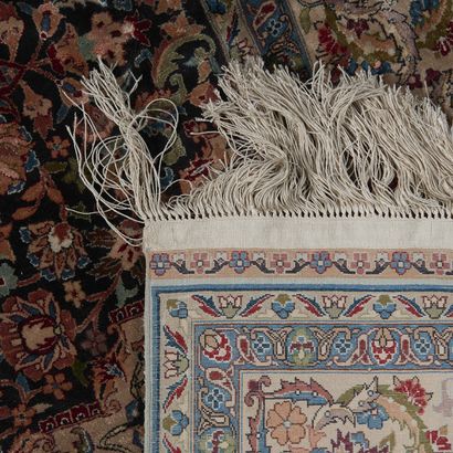 Set of 4 wool carpets:
- BOUKHARA, wool carpet...