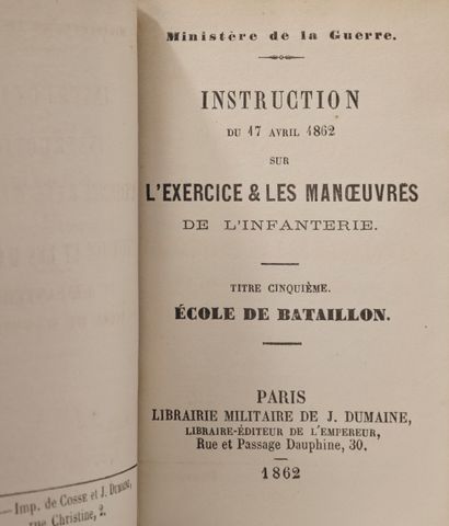 Bibliothèque portative de l'officier - Instruction...