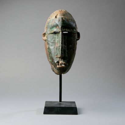 Masque de danse anthropomorphe au visage...