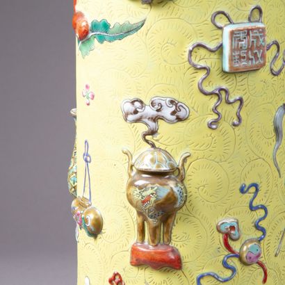 Large yellow enameled porcelain scroll vase...