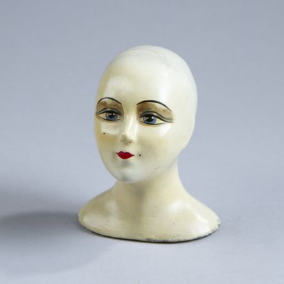 Set of decorative objects from the 20th century...