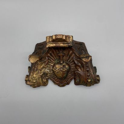 Carved and gilded wood Crucifix support.
18th...