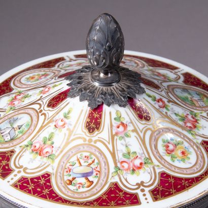 Enameled porcelain covered bowl decorated...
