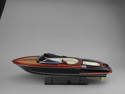 Riva Aquariva, maquette KIADE en bois, laiton...