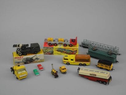 Ensemble: JOUEF, HO. Locomotive BB 9201;...