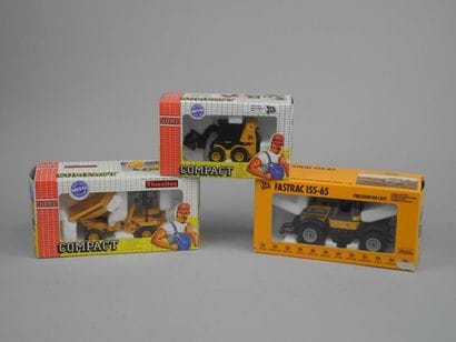 Trois modèles réduits JOAL : tracteur JCB...