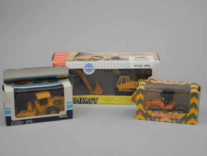 Deux modèles réduits JOAL : excavatrice hydraulique...