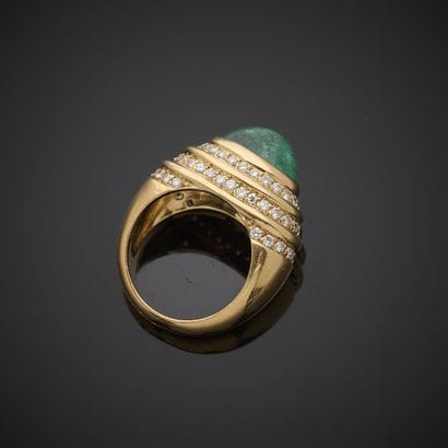 Dome ring in 750 thousandths yellow gold,...