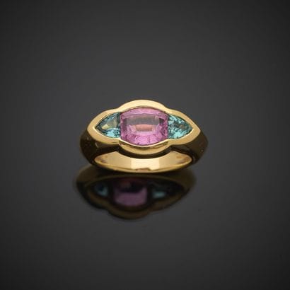 Bague en or jaune 750 millièmes, sertie d'une...