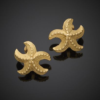 CHRISTINE ESCHER.
Paire de clips d'oreille...