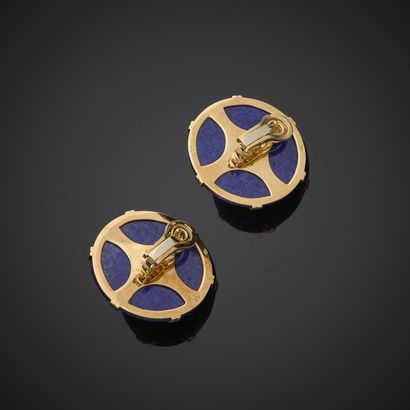 Paire de boutons d'oreille en or jaune 750...