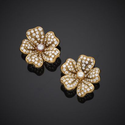 Paire de boutons d'oreille en or jaune 750...