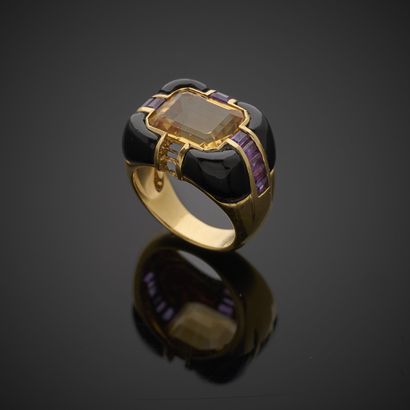 Bague en or jaune 750 millièmes, sertie d'une...