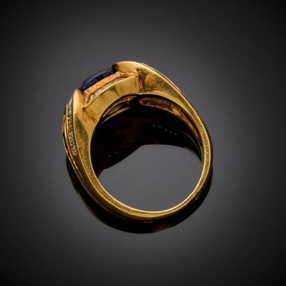 Ring in yellow gold 750 thousandths, presenting...