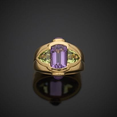 Bague en or jaune 750 millièmes, ornée en...