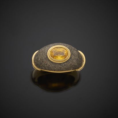 CARTIER.
Bague jonc en or jaune 750 millièmes,...