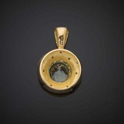 Pendentif circulaire en or jaune 750 millièmes,...