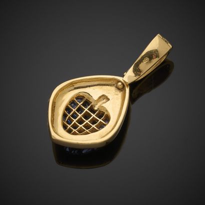 Pendentif en or jaune 750 millièmes, présentant...
