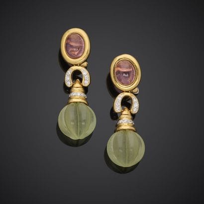 Paire de pendants d'oreille articulés en...