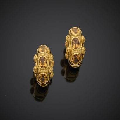 Paire de boucles d'oreille en or jaune 750...