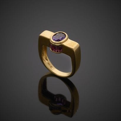 Bague en or jaune 750 millièmes, le chaton...