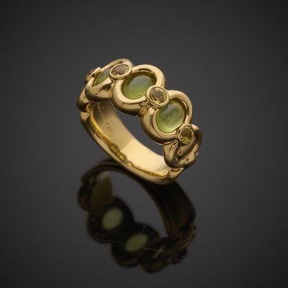 RUGIADA.
Bague en or jaune 750 millièmes,...