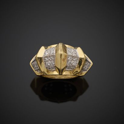 Bague bombée en or jaune 750 millièmes, le...