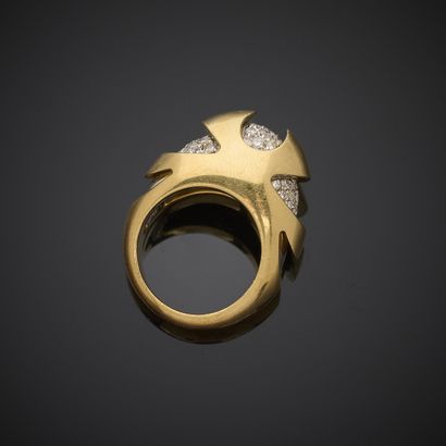 KRIA GIOIELLI.
Bague dôme en or jaune 750...