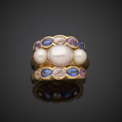 Importante bague en or jaune 750 millièmes,...