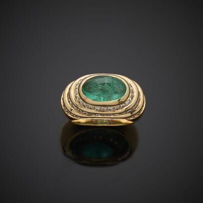 Dome ring in 750 thousandths yellow gold,...
