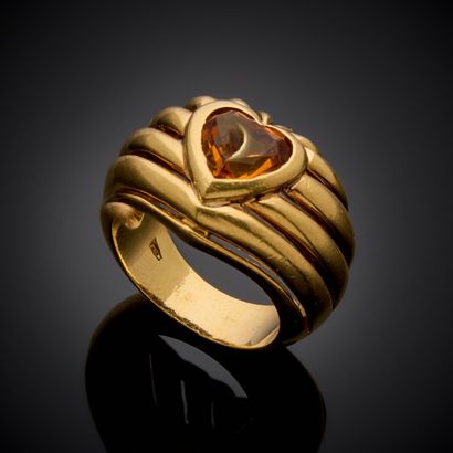 Bague en or jaune 750 millièmes, sertie d'une...